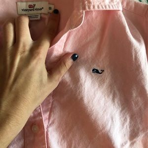 Vineyard vines pink button up